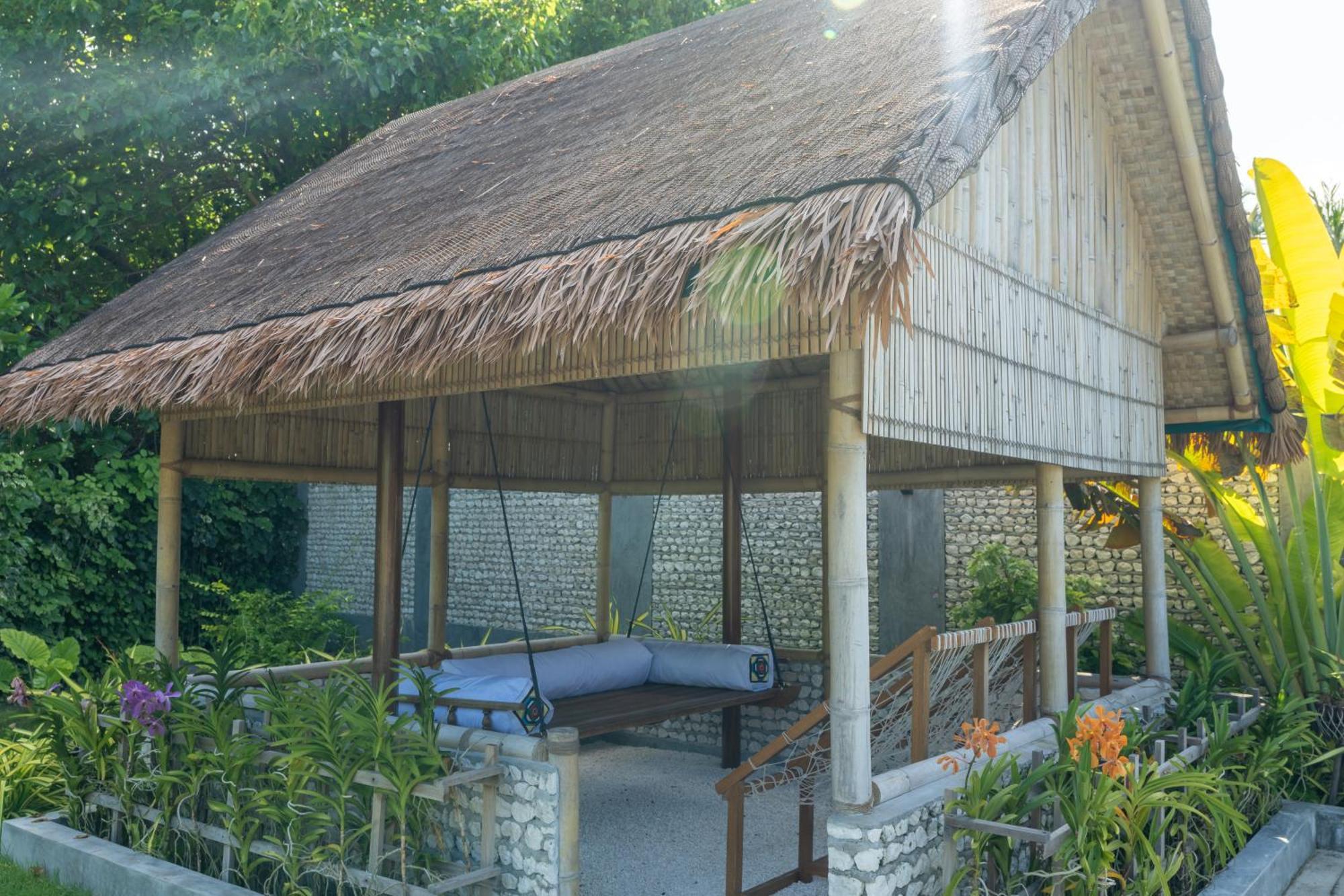 Furaveri Maldives - Complimentary Round-Trip Seaplane Transfer For Two For A Minimum Of 5 Nights Or More From May 1St To October 31St, 2025 Meedhoo  Δωμάτιο φωτογραφία A traditional Maldivian house