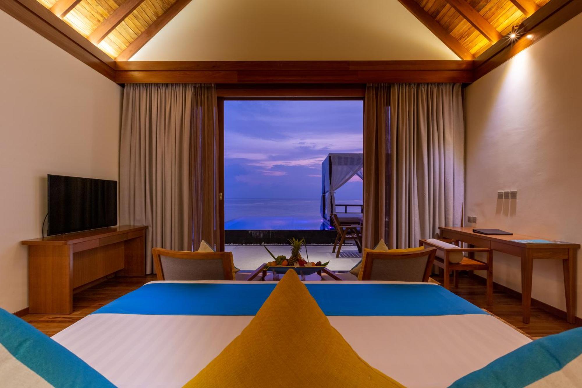 Furaveri Maldives - Complimentary Round-Trip Seaplane Transfer For Two For A Minimum Of 5 Nights Or More From May 1St To October 31St, 2025 Meedhoo  Δωμάτιο φωτογραφία Beach villa