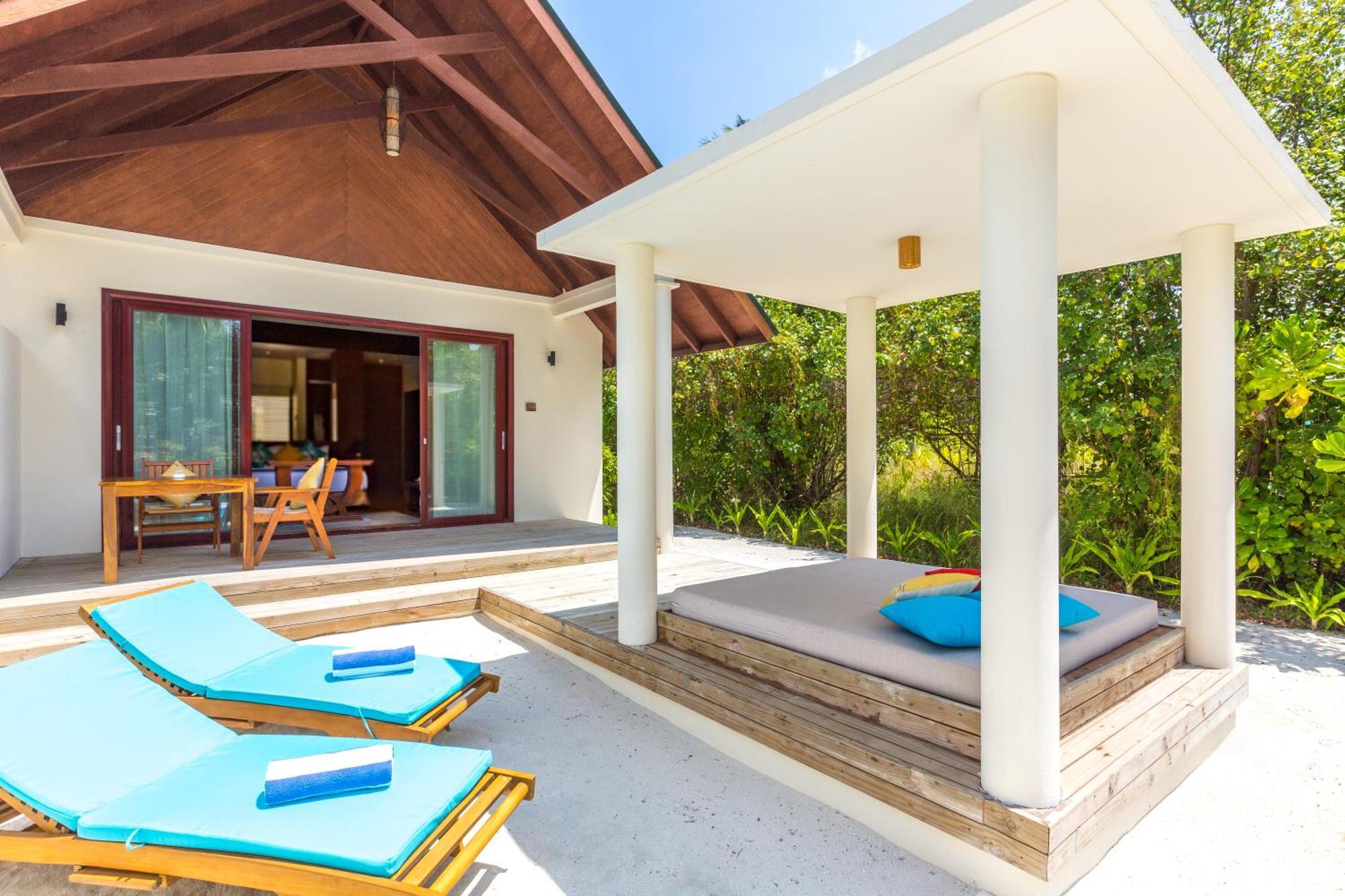 Furaveri Maldives - Complimentary Round-Trip Seaplane Transfer For Two For A Minimum Of 5 Nights Or More From May 1St To October 31St, 2025 Meedhoo  Δωμάτιο φωτογραφία A beach villa at the resort