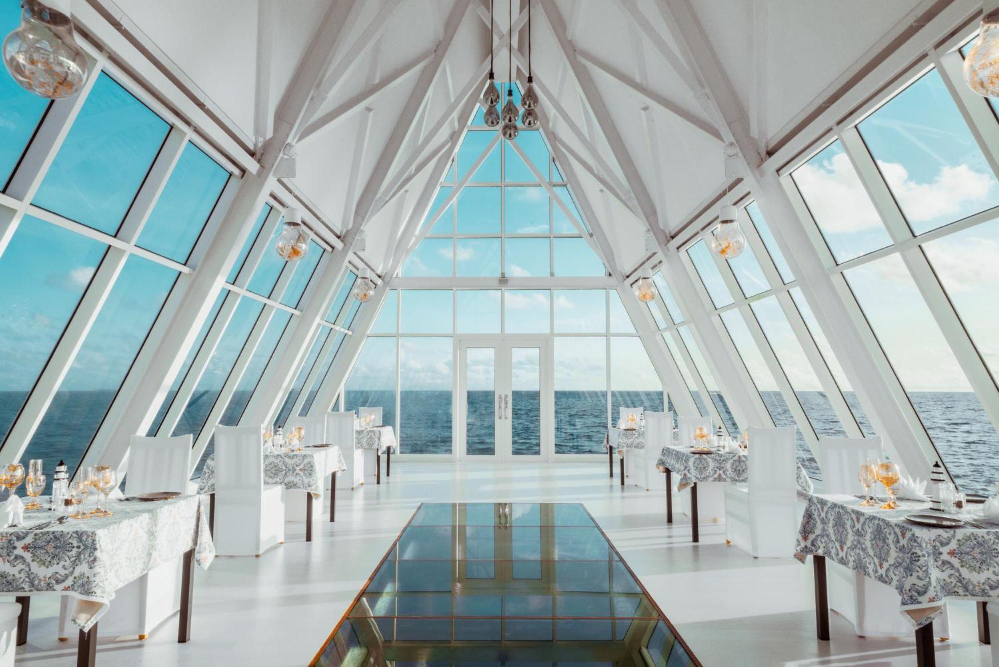 Furaveri Maldives - Complimentary Round-Trip Seaplane Transfer For Two For A Minimum Of 5 Nights Or More From May 1St To October 31St, 2025 Meedhoo  Εξωτερικό φωτογραφία The interior of the chapel