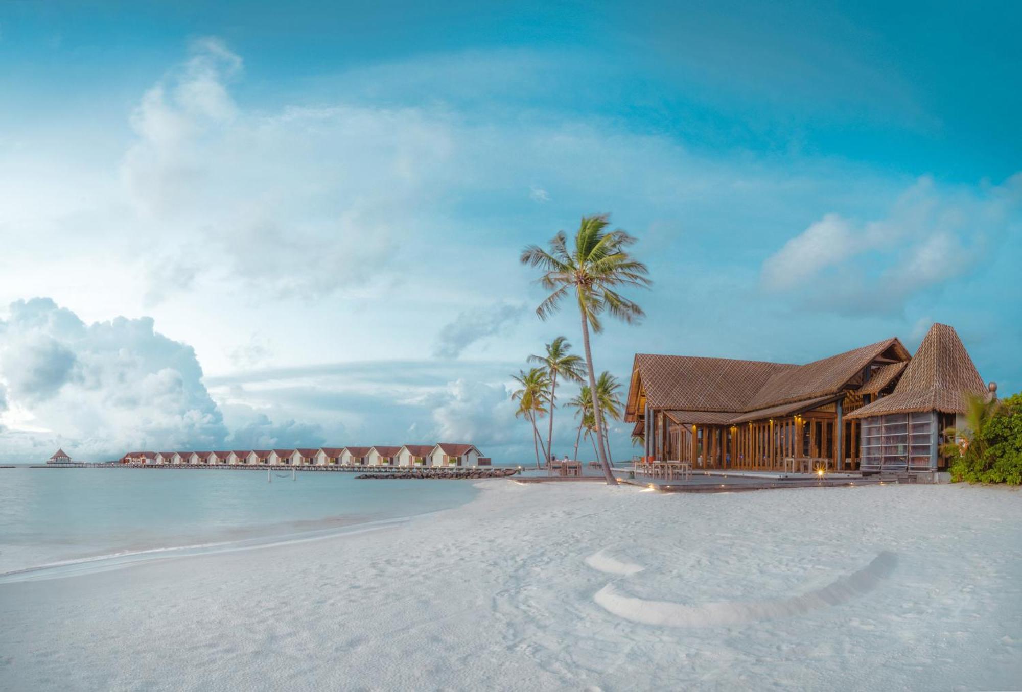 Furaveri Maldives - Complimentary Round-Trip Seaplane Transfer For Two For A Minimum Of 5 Nights Or More From May 1St To October 31St, 2025 Meedhoo  Εξωτερικό φωτογραφία The beach at the resort