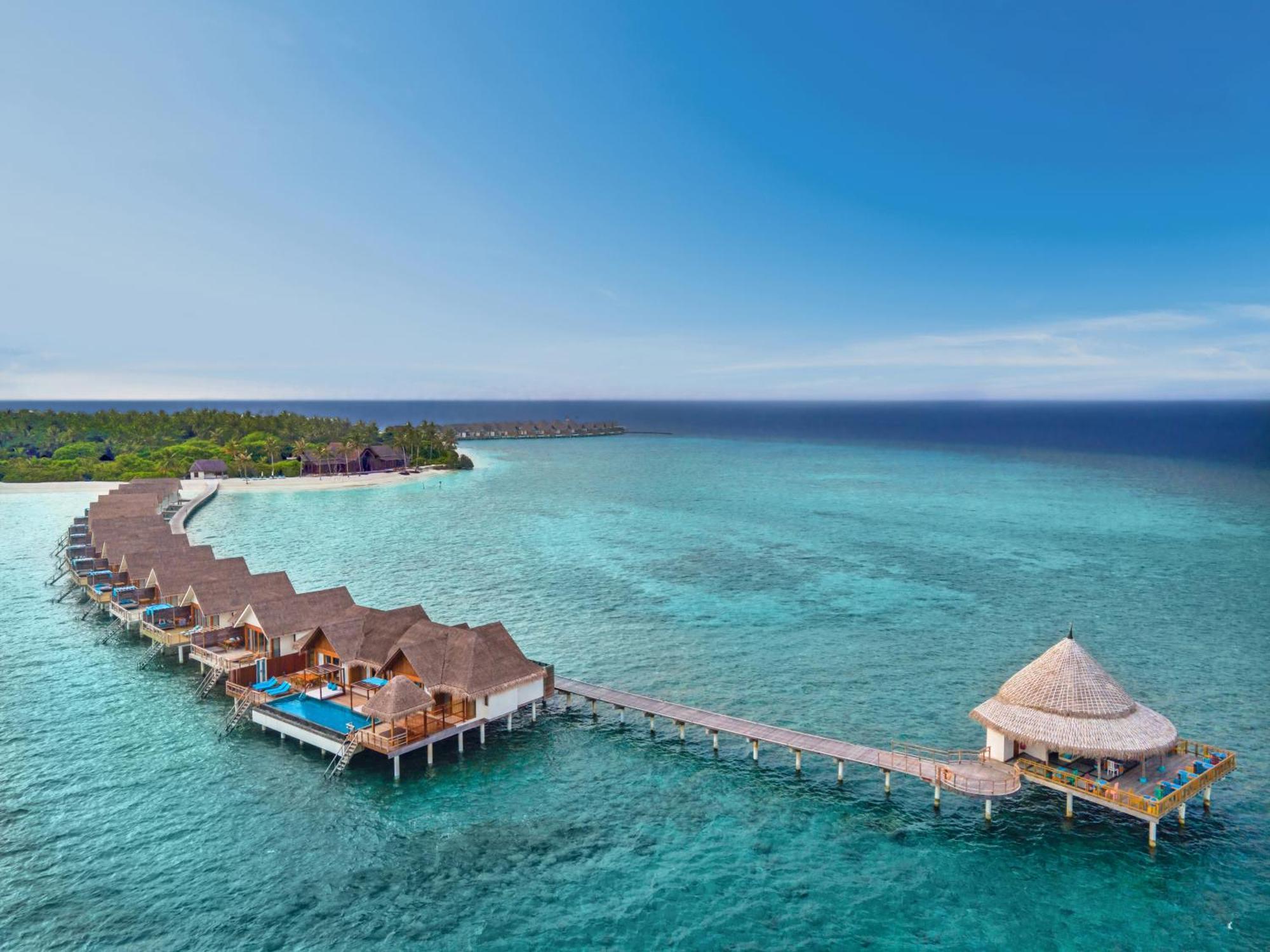 Furaveri Maldives - Complimentary Round-Trip Seaplane Transfer For Two For A Minimum Of 5 Nights Or More From May 1St To October 31St, 2025 Meedhoo  Εξωτερικό φωτογραφία The resort's overwater villas